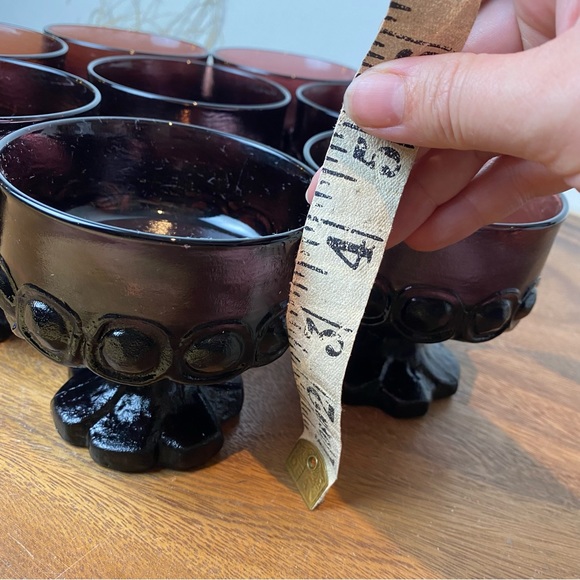Set of Tiffin Franciscan Madeira Crystal Purple Desert Bowls - Picture 9 of 10